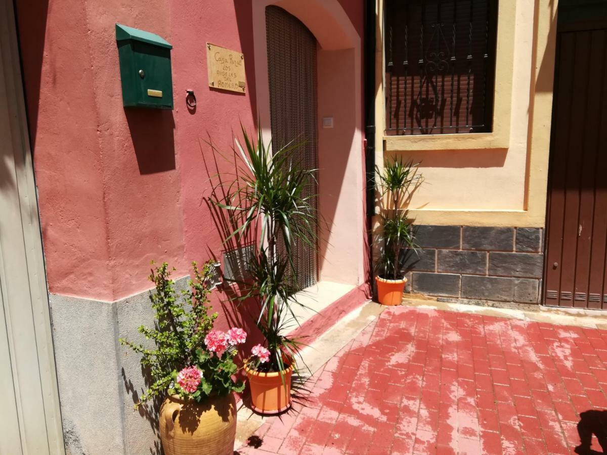Los Angeles Del Romero Guest House Gátova Exterior photo
